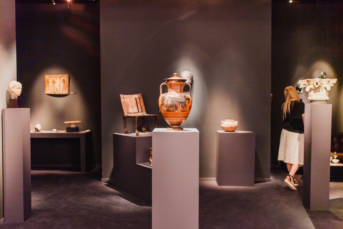 VIZ GROUP art fair installation — gallery stand